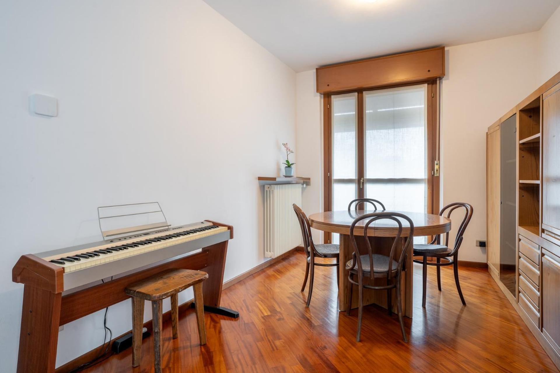 Spacious Bright Apartment Near City Center And Como Lake With Air Conditioning ليكو المظهر الخارجي الصورة